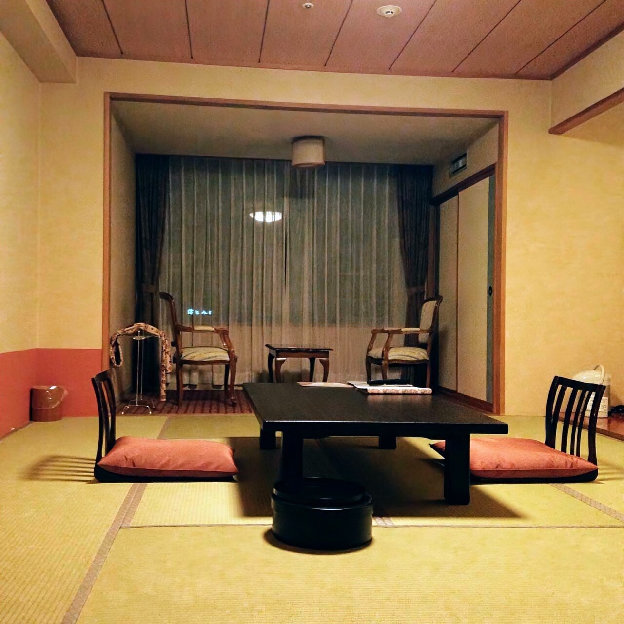 定山溪旅馆 · 和室